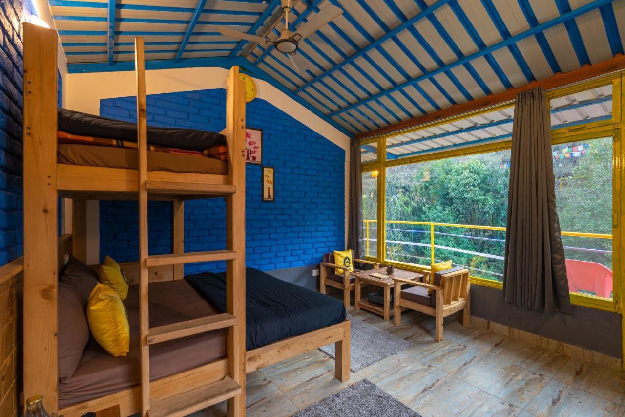The Hosteller Mussoorie By The Streamside, Kempty Exterior foto