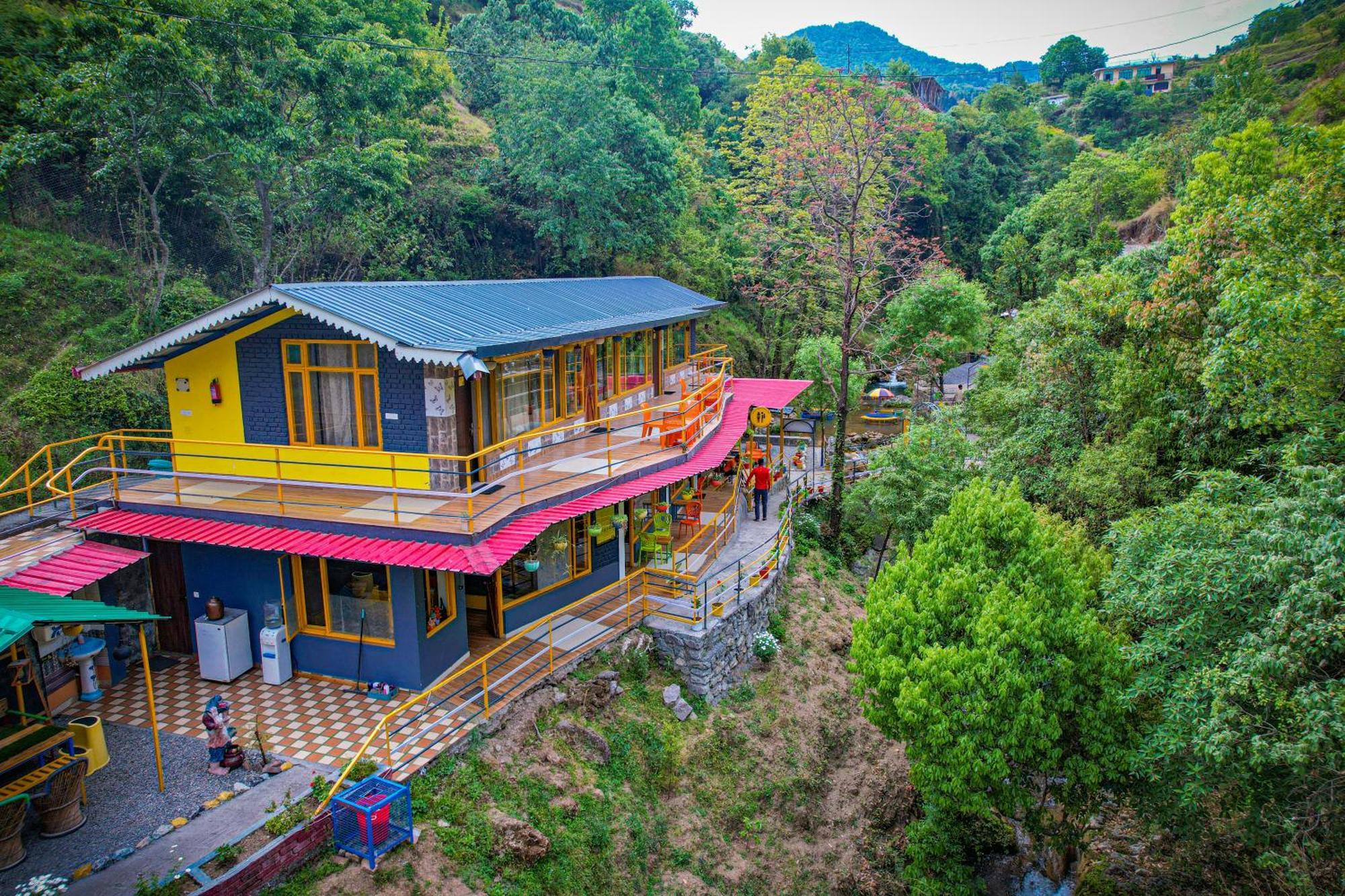 The Hosteller Mussoorie By The Streamside, Kempty Exterior foto